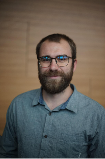 Dieser Text sollte beschreiben, was auf dem angezeigten Bild zu sehen ist.